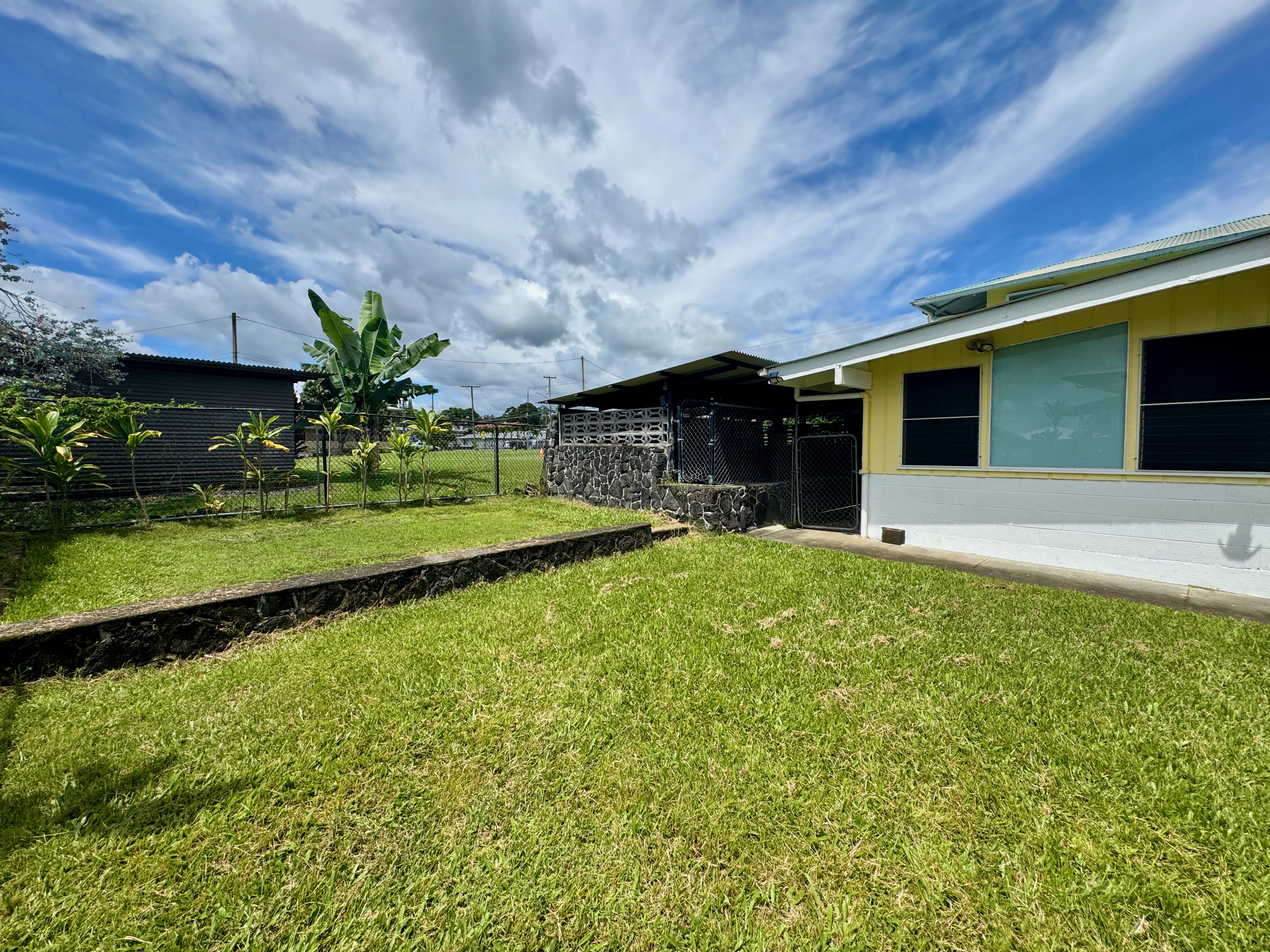 2133 Kinoole Street Hilo, HI 96720 - Photo 4 of 27