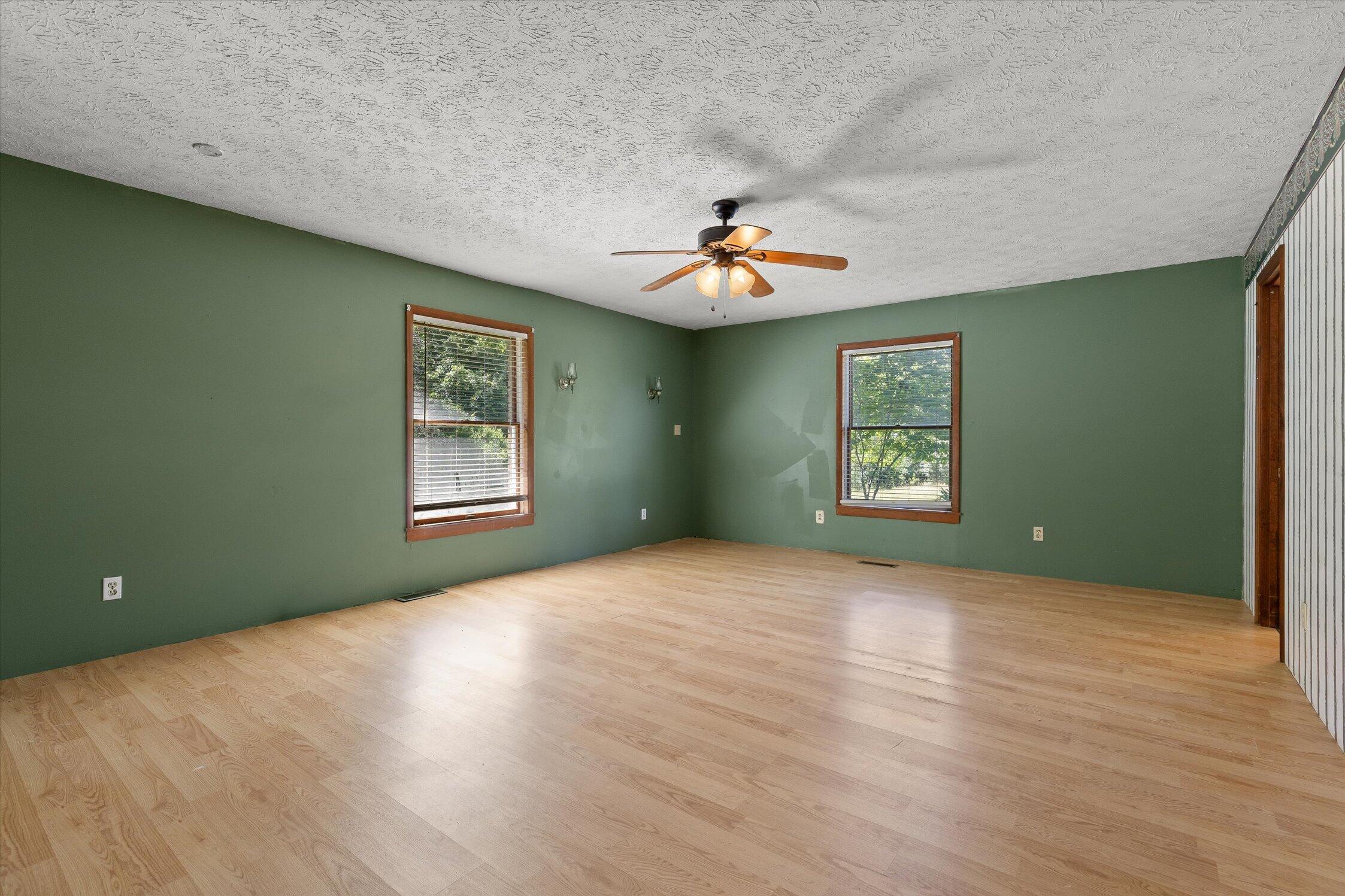 271 Doug Anderson Road Palmer, TN 37365 - Photo 15 of 58 15-Anderson-28
