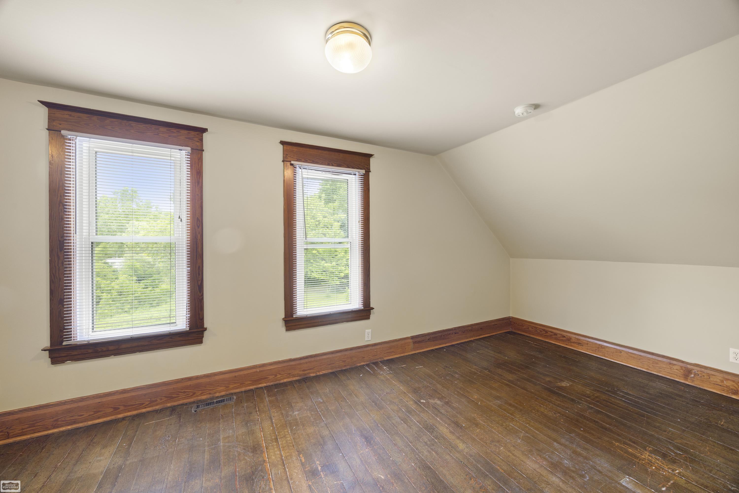 8609 Rattle Run Road Columbus, MI 48063 - Photo 10 of 23
