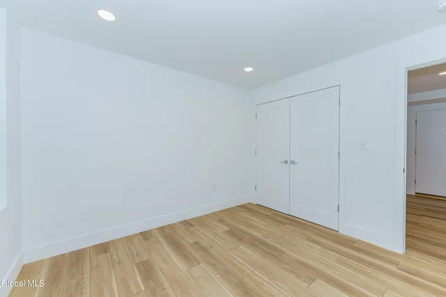 $1,695 | 9 Laura Drive, Unit 105, Cohoes, NY 12047