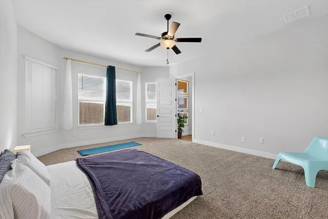 $2,400 | 11900 Dillon Falls Drive, Austin, TX 78747