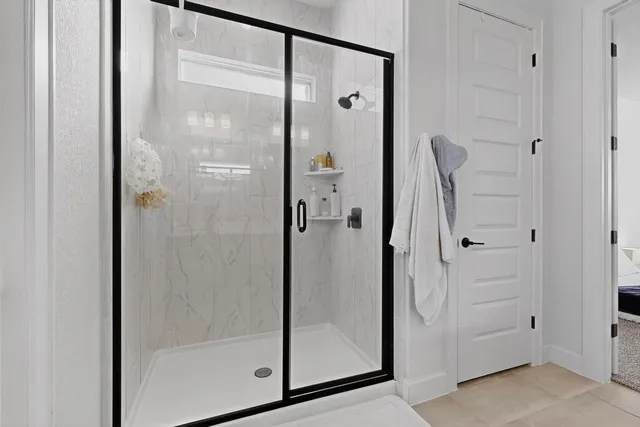 $2,400 | 11900 Dillon Falls Drive, Austin, TX 78747