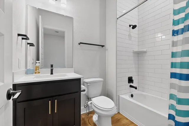 $2,400 | 11900 Dillon Falls Drive, Austin, TX 78747