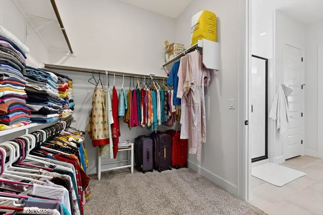 $2,400 | 11900 Dillon Falls Drive, Austin, TX 78747