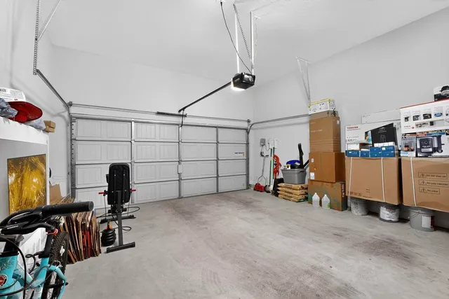 $2,400 | 11900 Dillon Falls Drive, Austin, TX 78747