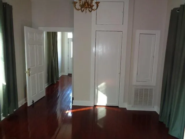 $1,600 | 525 Derbigny Street, Gretna, LA 70053