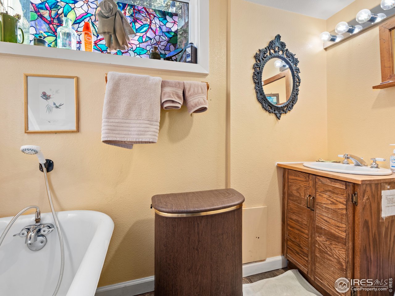 2817 Riverside Drive Lyons, CO 80540 - Photo 18 of 27 bathroom