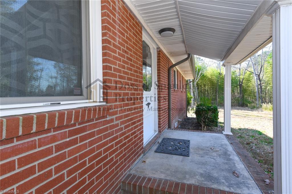 2715 Kivett Drive Greensboro, NC 27407 - Photo 3 of 42