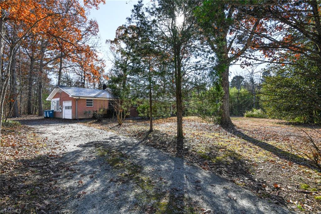 2715 Kivett Drive Greensboro, NC 27407 - Photo 32 of 42