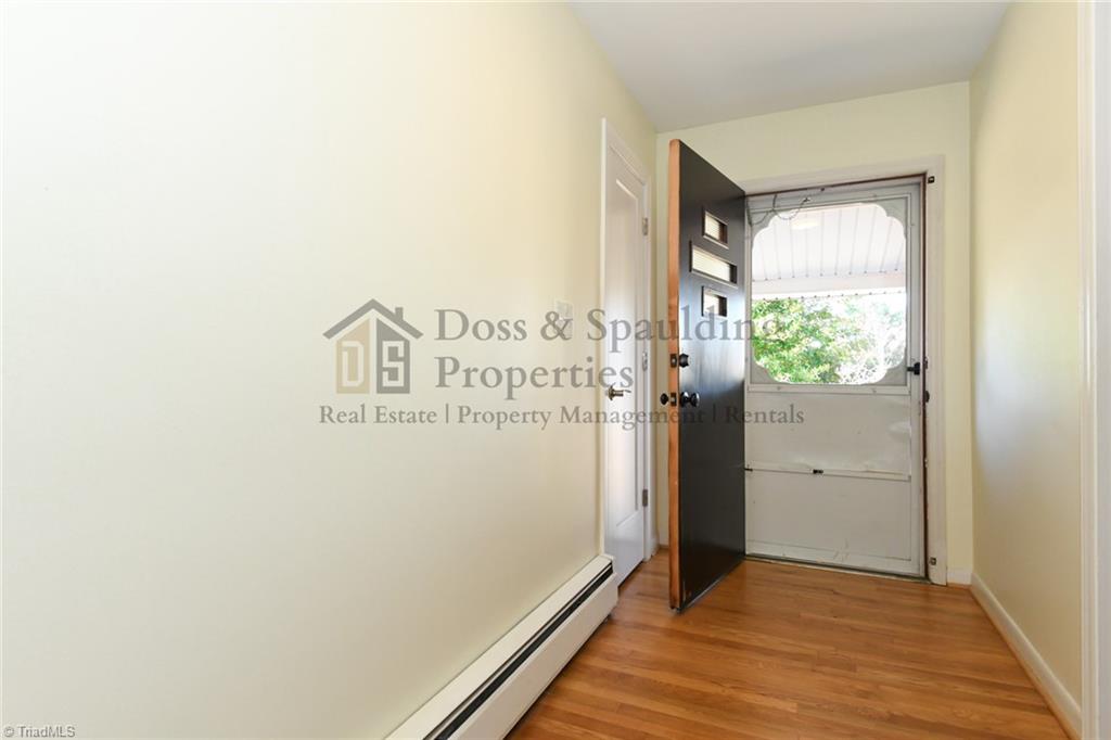 2715 Kivett Drive Greensboro, NC 27407 - Photo 4 of 42