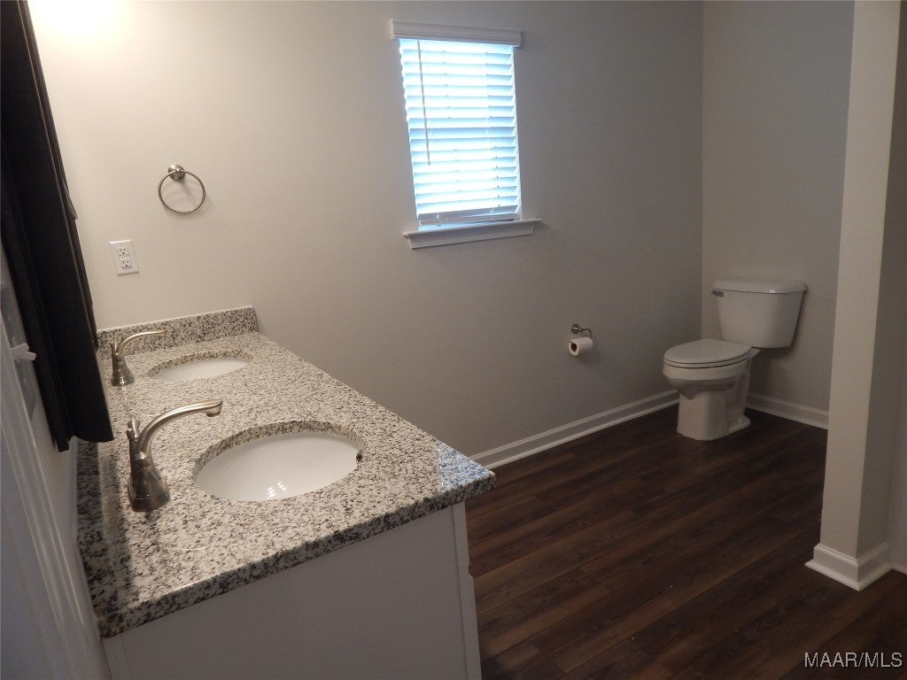 216 Gritney Road Daleville, AL 36322 - Photo 34 of 65 Main Bathroom