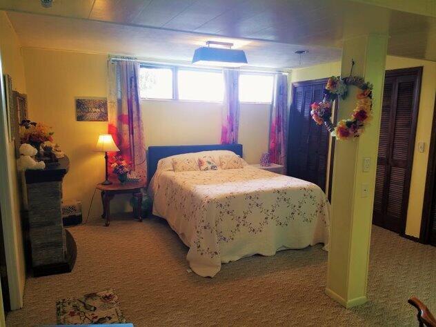 139 Fulton Road Harrogate, TN 37752 - Photo 31 of 38 13. Down Master bed2