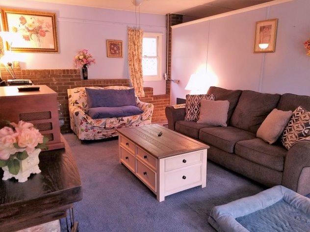 139 Fulton Road Harrogate, TN 37752 - Photo 35 of 38 15. Downstairs living room1_C