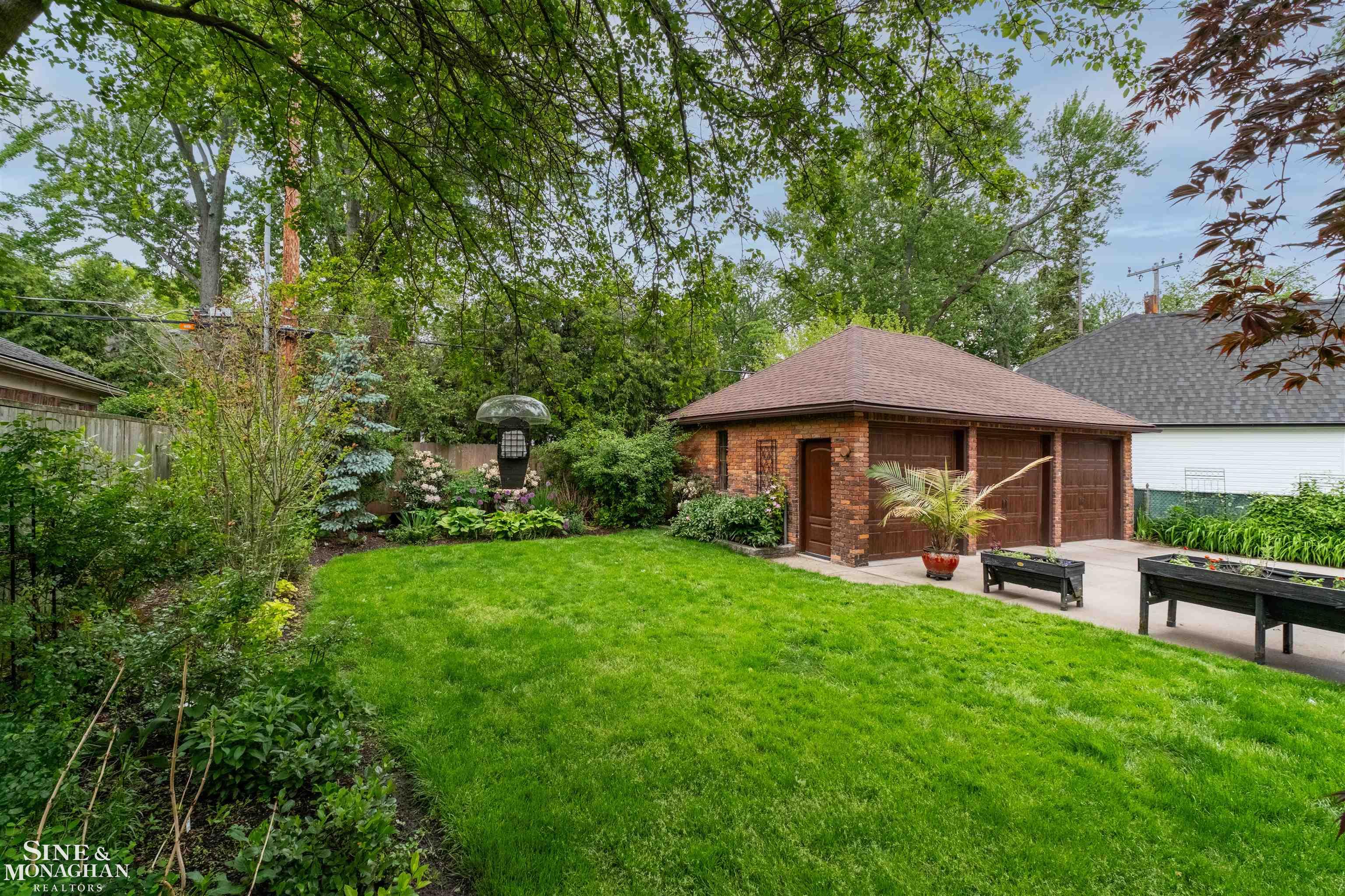 1251 Yorkshire Road Grosse Pointe Park, MI 48230 - Photo 89 of 99