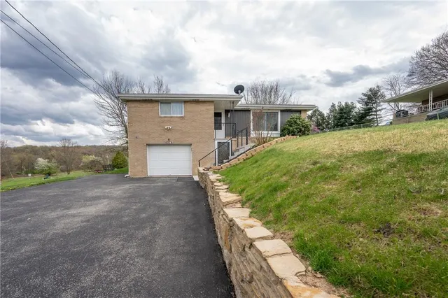 $263,999 | 4974 Highway 982, Latrobe, PA 15650
