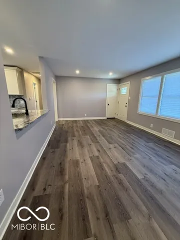 $249,999 | 5912 Grandview Drive, Indianapolis, IN 46228