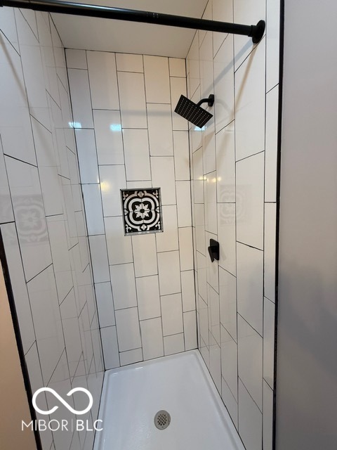 5912 Grandview Drive Indianapolis, IN 46228 - Photo 7 of 24