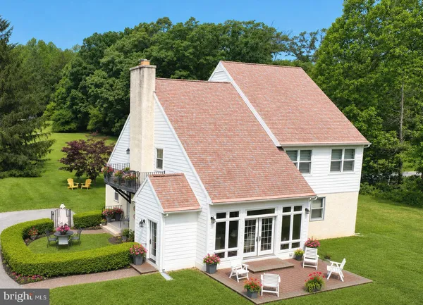 $750,000 | 1 Spring Valley Road, Malvern, PA 19355