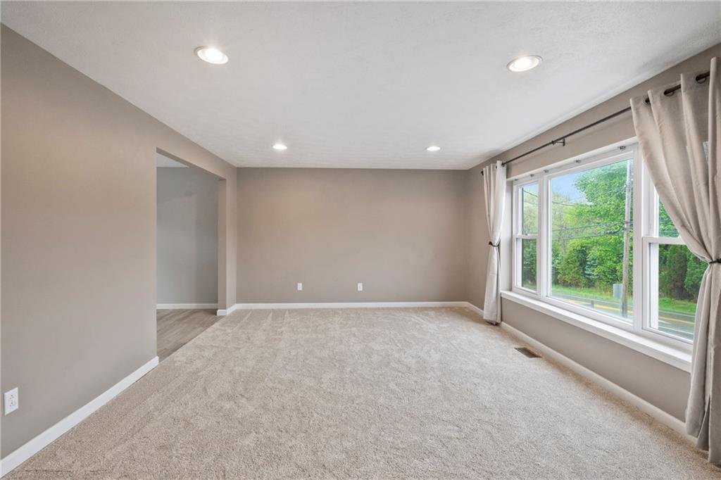 8961 Barnes Lake Road Irwin, PA 15642 - Photo 7 of 37