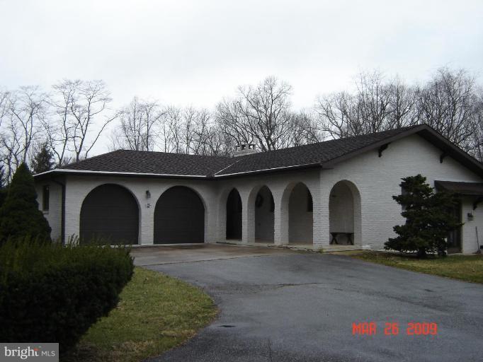 320 Bachmans Valley Road Westminster, MD 21158 - Photo 1 of 30 Exterior (Front)