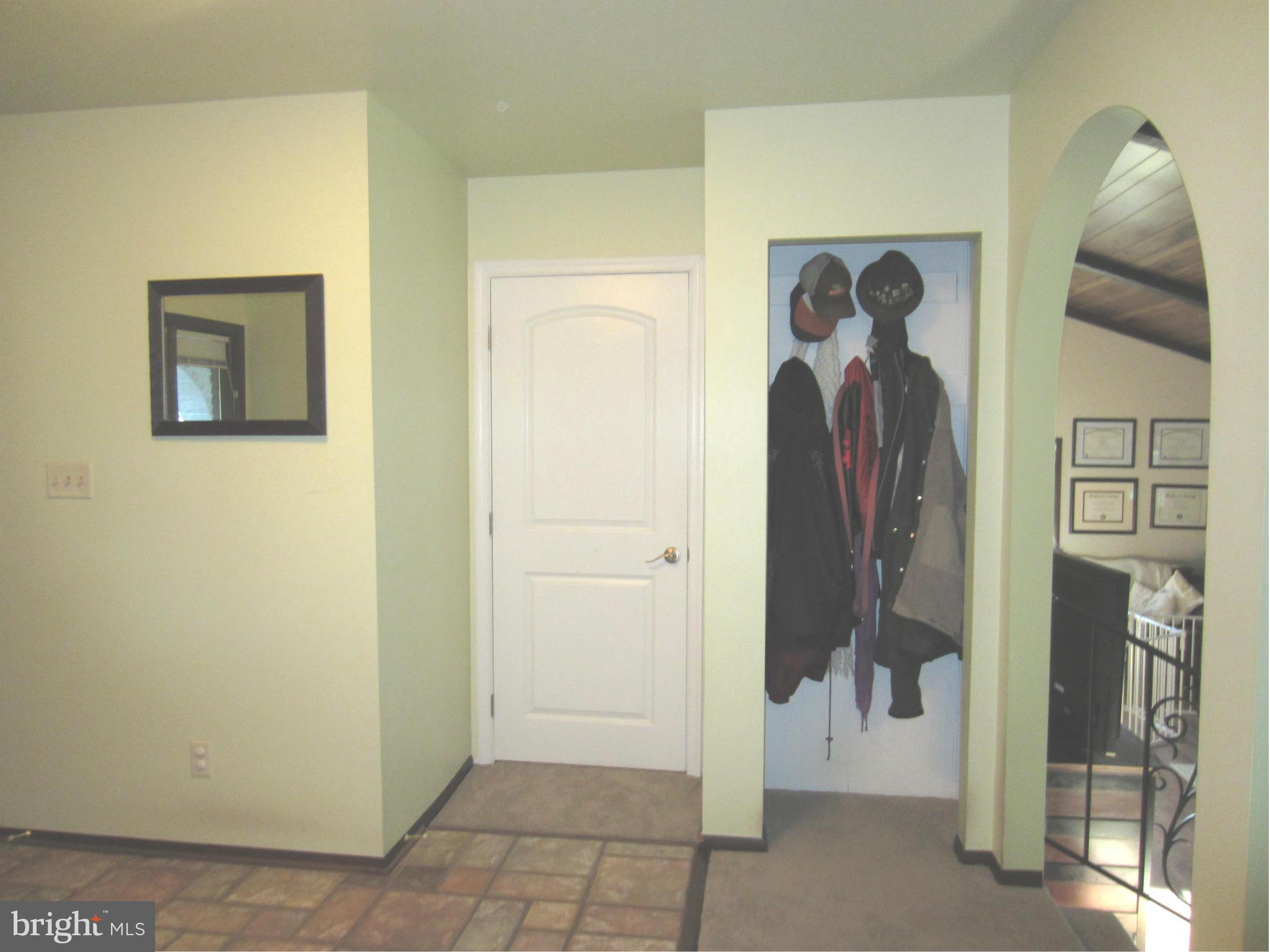 320 Bachmans Valley Road Westminster, MD 21158 - Photo 5 of 30 Interior (General)