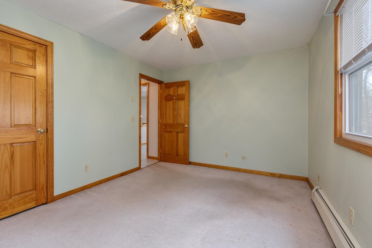 169 Weston Road Manchester, NH 03103 - Photo 12 of 40