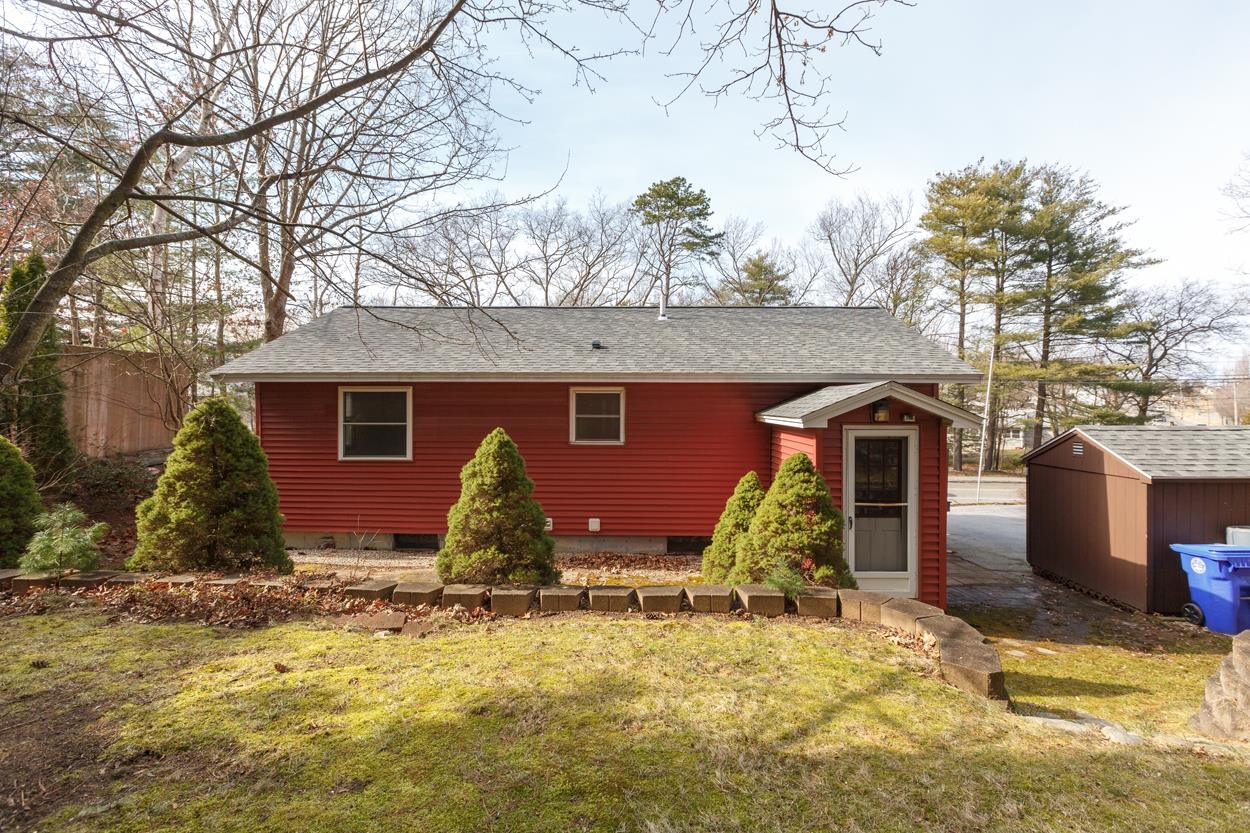 169 Weston Road Manchester, NH 03103 - Photo 30 of 40