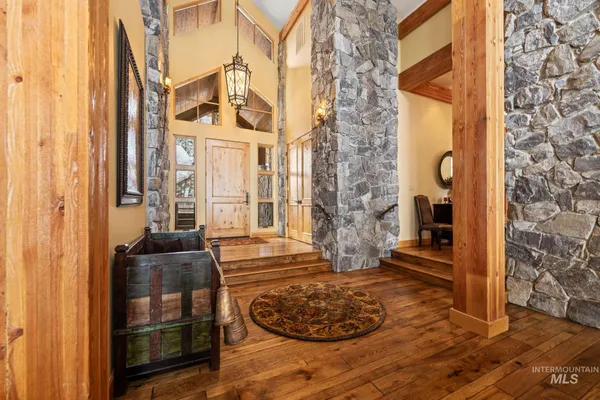 $5,600,000 | 442 Sugarloaf Place, Donnelly, ID 83615