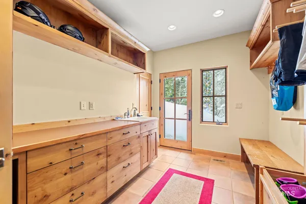 $5,600,000 | 442 Sugarloaf Place, Donnelly, ID 83615