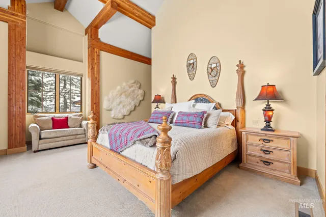 $5,600,000 | 442 Sugarloaf Place, Donnelly, ID 83615