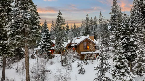 $5,600,000 | 442 Sugarloaf Place, Donnelly, ID 83615