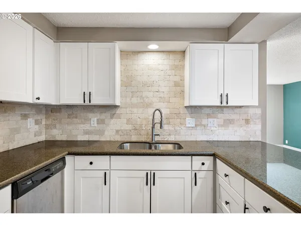 $529,000 | 2577 Elysium Avenue, Eugene, OR 97401