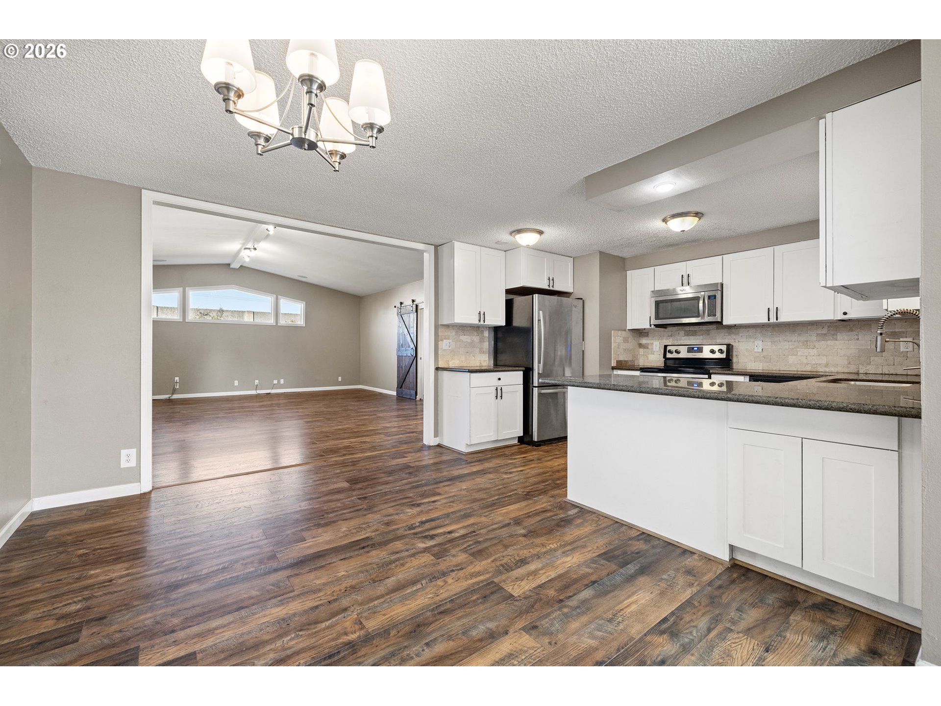 2577 Elysium Avenue Eugene, OR 97401 - Photo 10 of 47 Kitchen/Dining Room