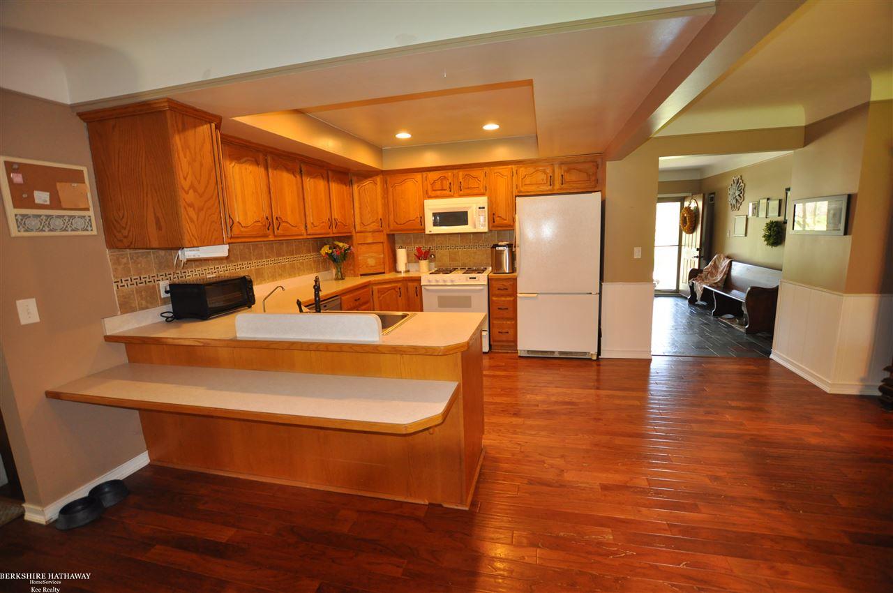 70650 Romeo Orchard Drive Romeo, MI 48065 - Photo 19 of 25 31378049-18.JPG