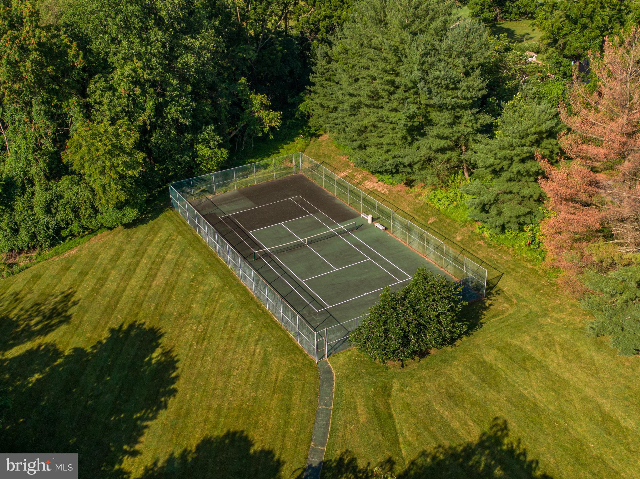2331 Old Court Road, Unit 111 Baltimore, MD 21208 - Photo 64 of 71 Community Tennis Court