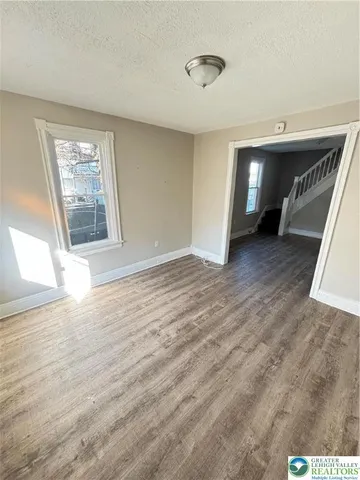 $1,600 | 815 North Silk Street, Allentown, PA 18102