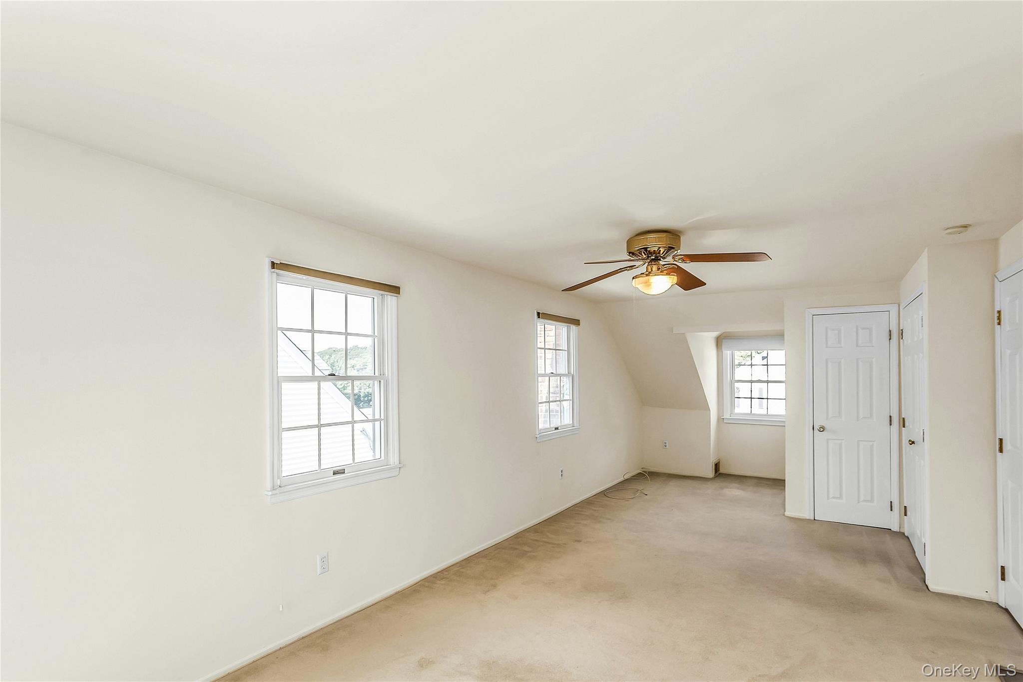 26 Ridge Drive Manhasset, NY 11030 - Photo 20 of 35 Gallery Image 20