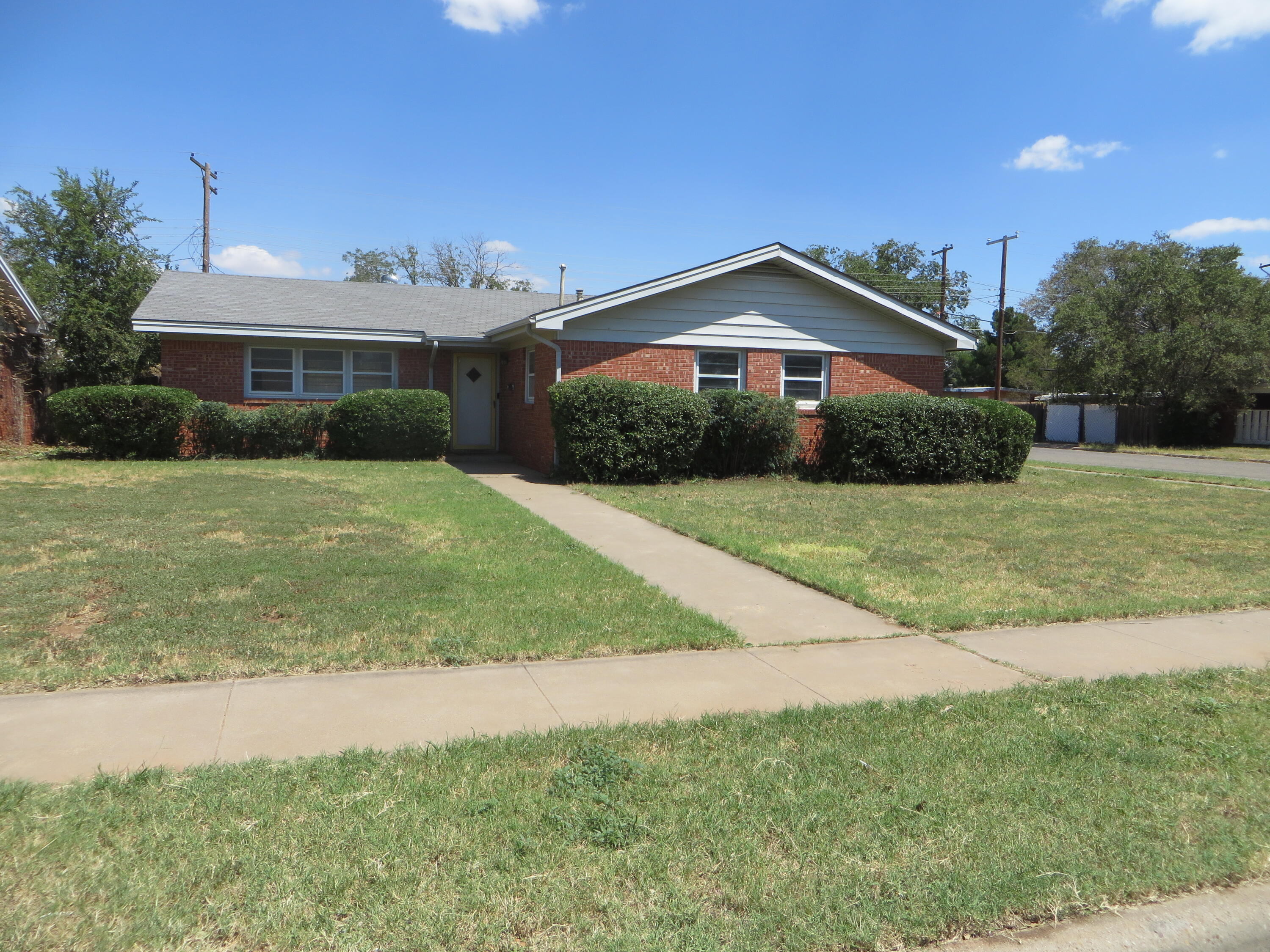 2802 63rd Street Lubbock, TX 79413 - Photo 1 of 13 IMG_0001 - Copy (3)