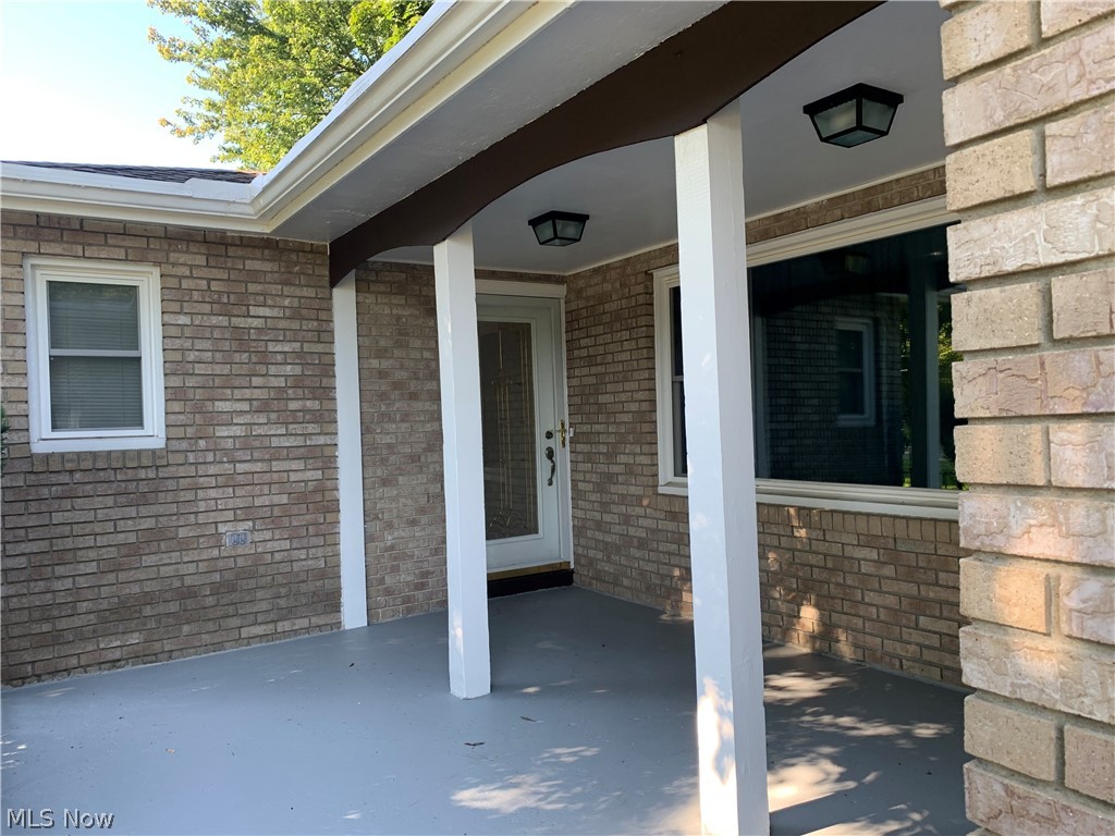 740 Trebisky Road Cleveland, OH 44143 - Photo 3 of 22 Front porch