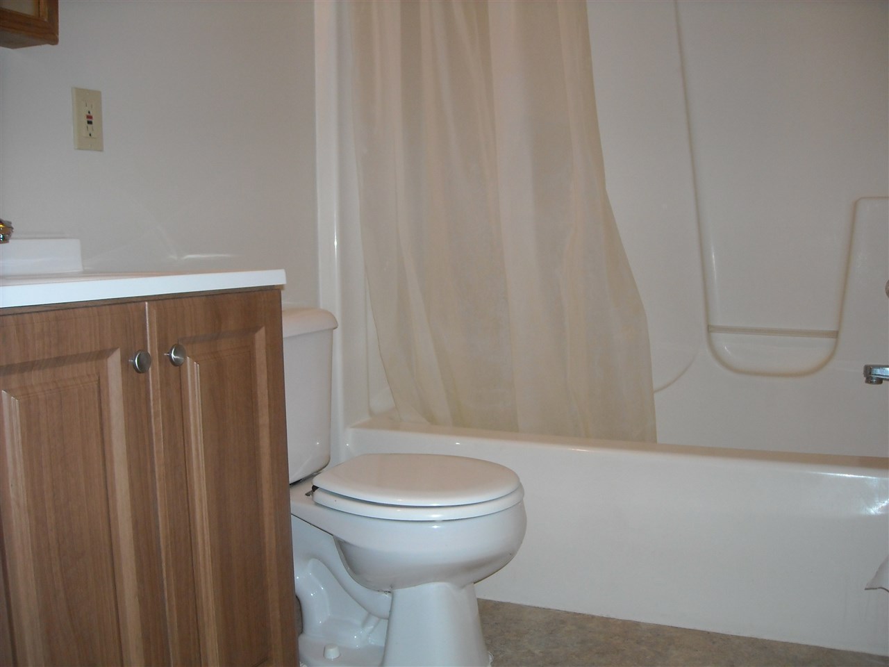 7061 Karlin Road Interlochen, MI 49643 - Photo 16 of 19 1854576-16.JPG