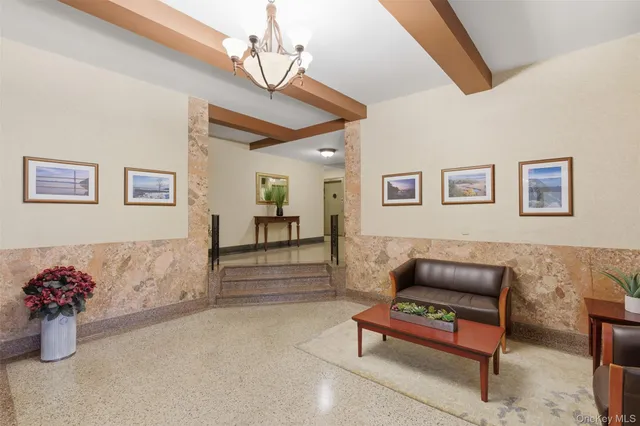 $685,000 | 565 Broadway, Unit 4F, Hastings-on-Hudson, NY 10706