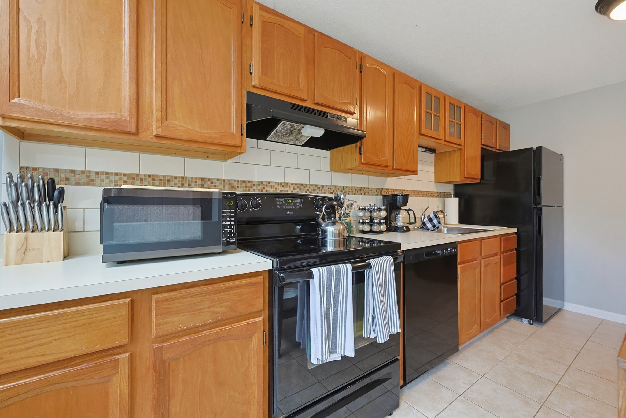 822 Maple Brook Road, Unit 822 Bellingham, MA 02019 - Photo 7 of 34 Gallery Image 7