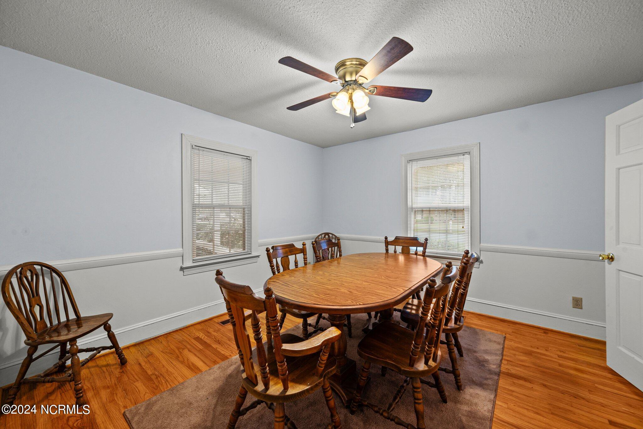304 Prince Road Greenville, NC 27858 - Photo 11 of 26 11-web-or-mls-DSC_8200