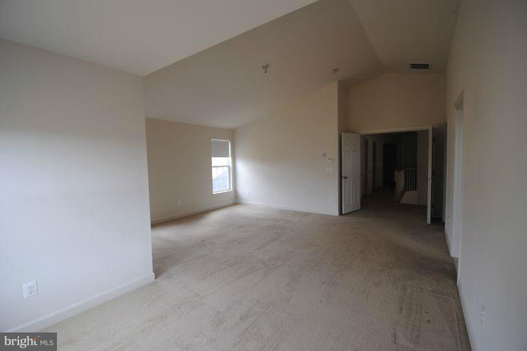 Bedroom (Master)