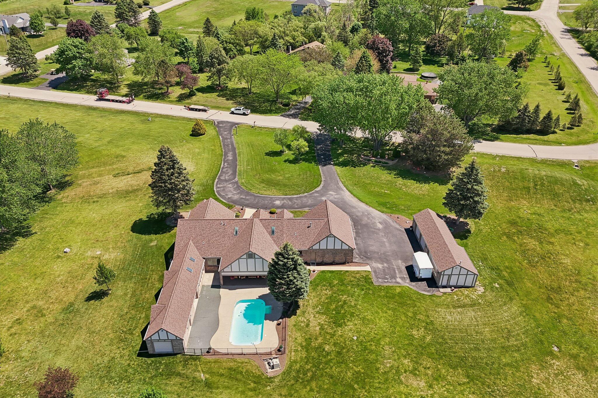 7604 Tree View Lane Caledonia, WI 53108 - Photo 77 of 90 7604 Treeview Dr (81)