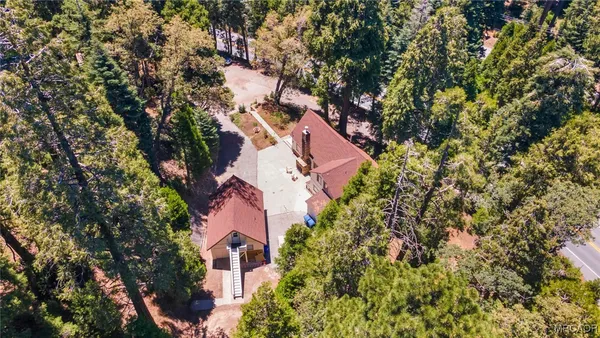 $689,900 | 901 Highway 173, Lake Arrowhead, CA 92352