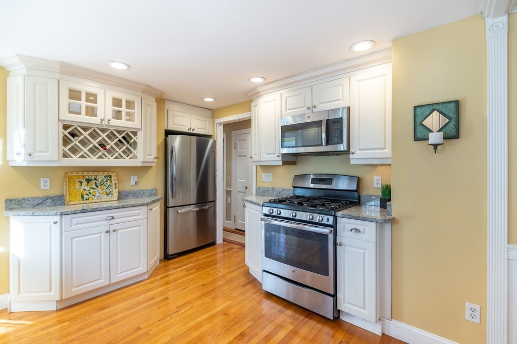 46 Cutler Road Andover, MA 01810 - Photo 11 of 31 Gallery Image 11