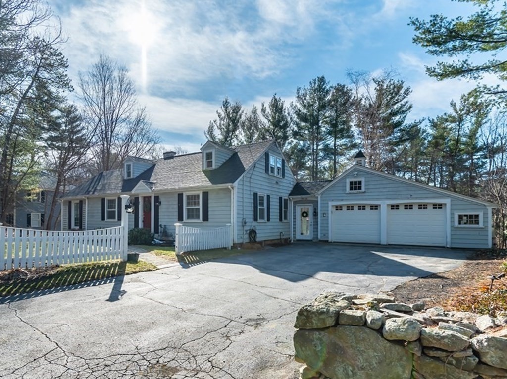 46 Cutler Road Andover, MA 01810 - Photo 2 of 31 Gallery Image 2
