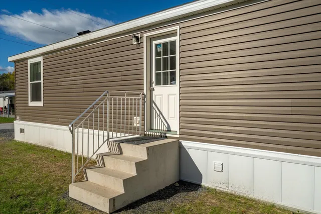 $149,900 | 59 Crossing Manor Drive, Berlin, VT 05602