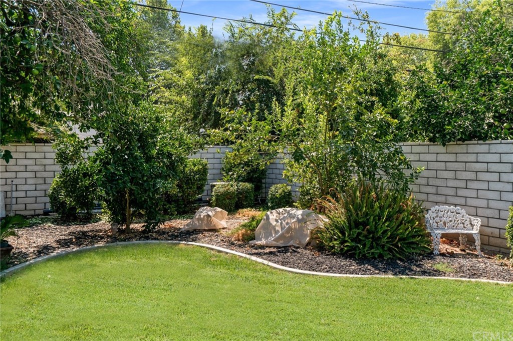 4682 Sunnyside Drive Riverside, CA 92506 - Photo 32 of 35 Extensive hardscape throughout, as well as slump stone wall.